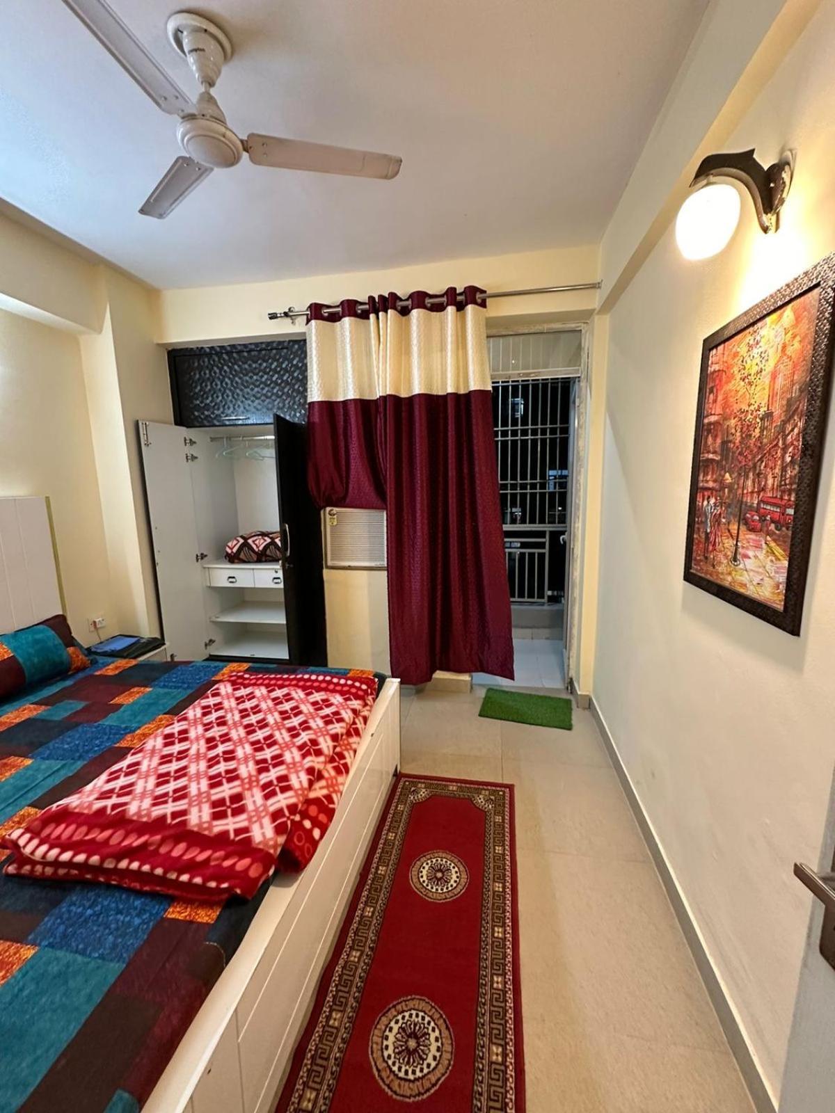 Ferienwohnung Royal Ambience Ghaziabad Exterior foto
