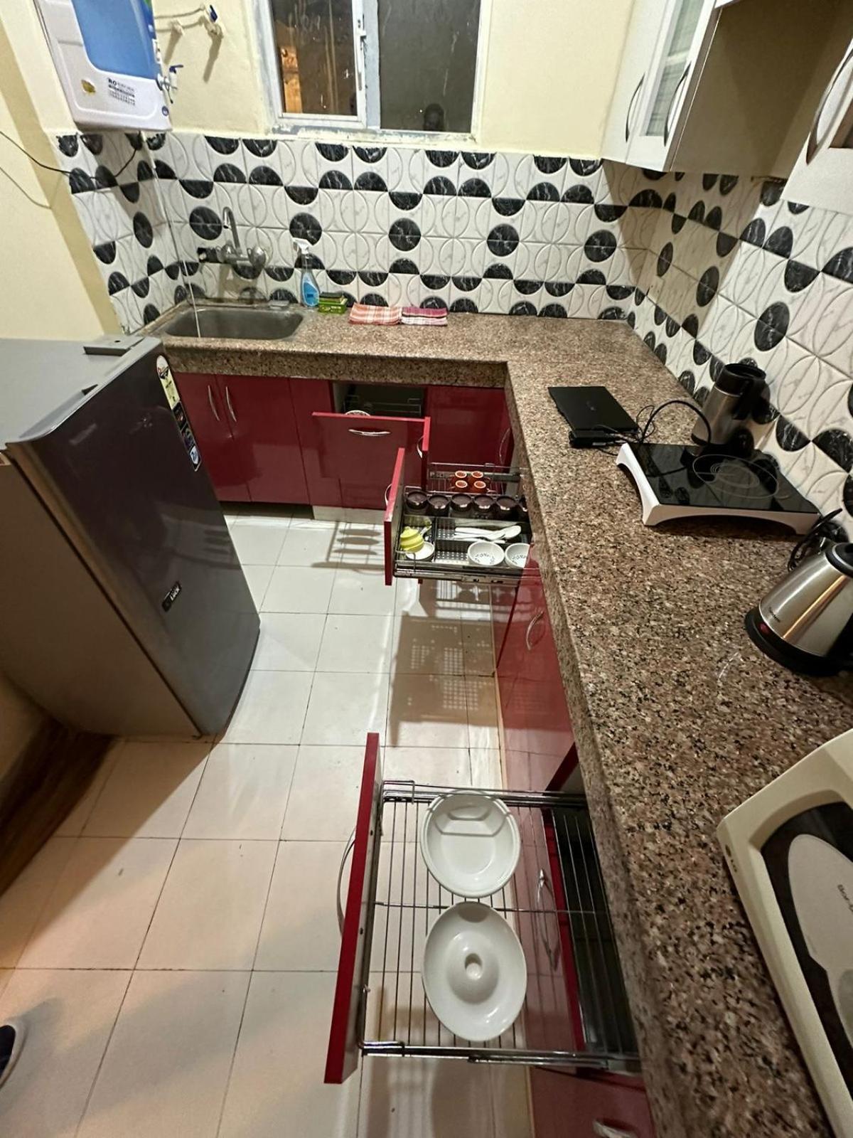 Ferienwohnung Royal Ambience Ghaziabad Exterior foto